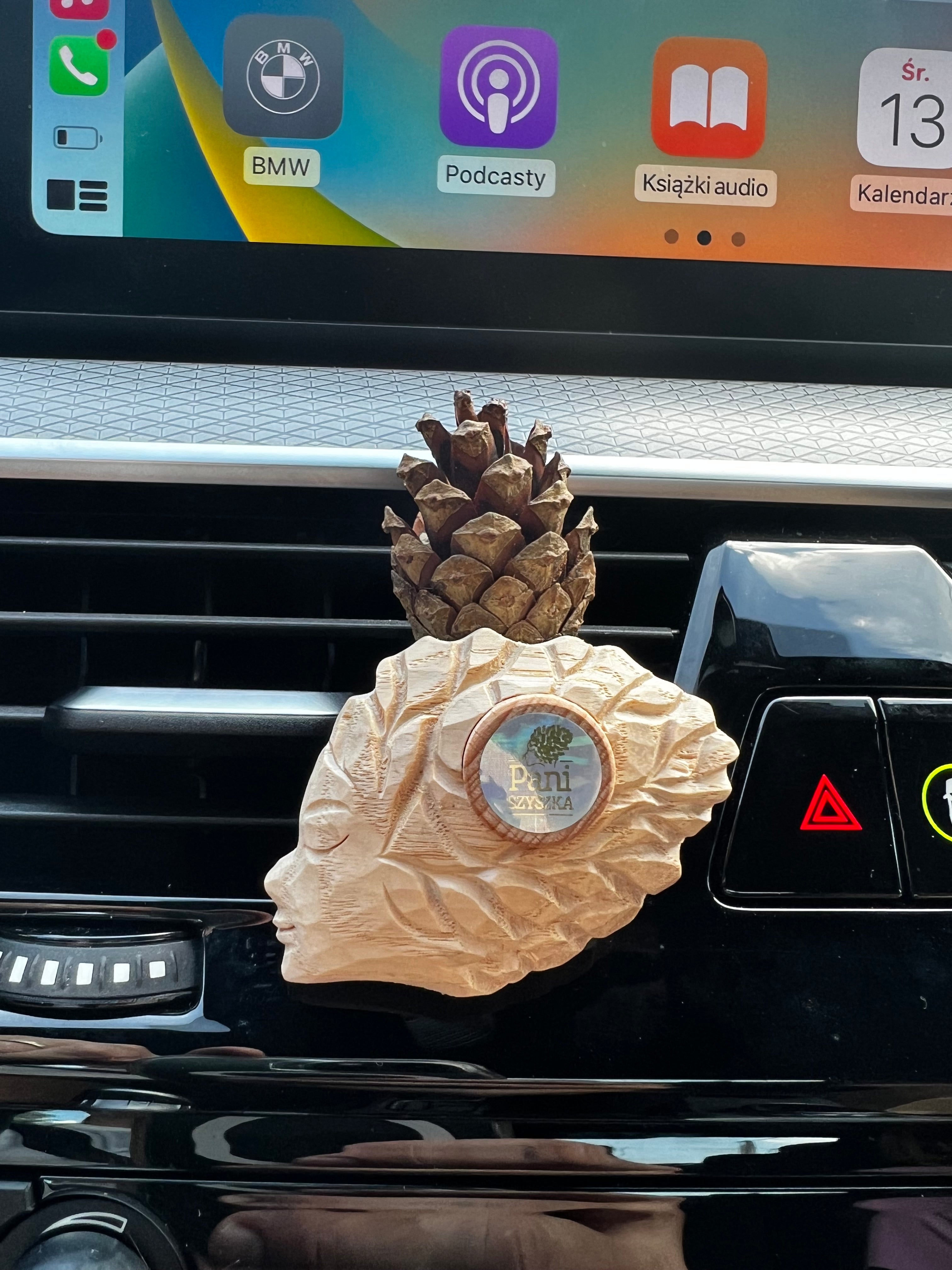 Lady Pinecone® – Art Collection – Ash Wood